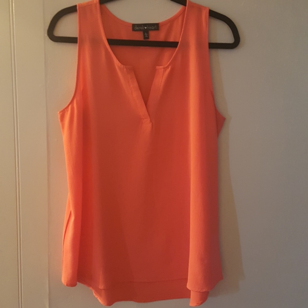 Cute coral summer top.